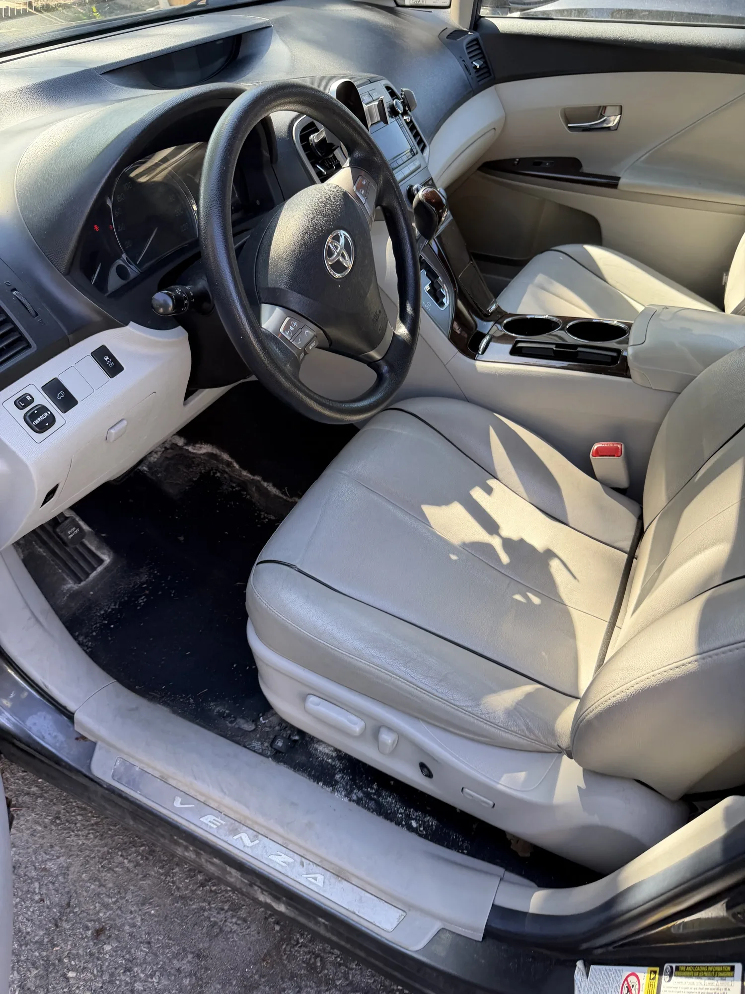 Winter Salt Footwell Clean — car detailing in Orleans, Ottawa